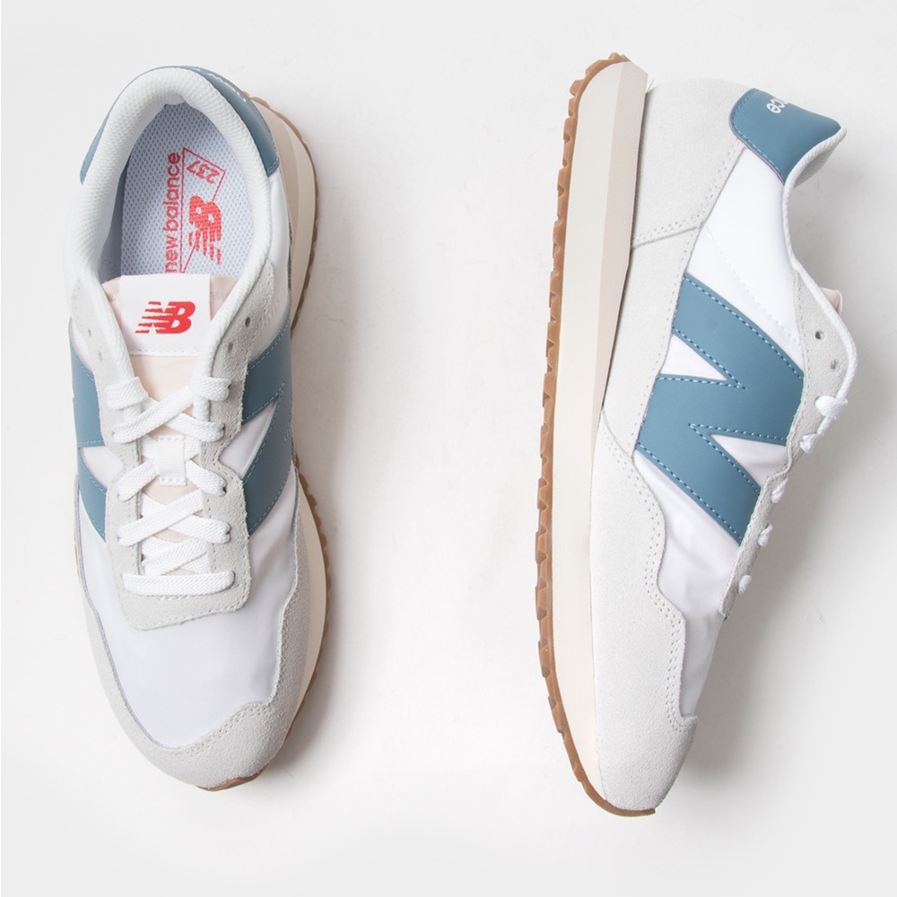 NWOT Men’s 237 New Balance NO INSOLES